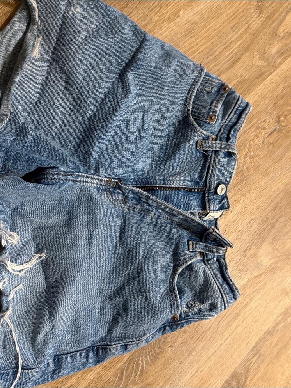 Abercrombie & Fitch Medium Blue High-Rise Distressed Jeans